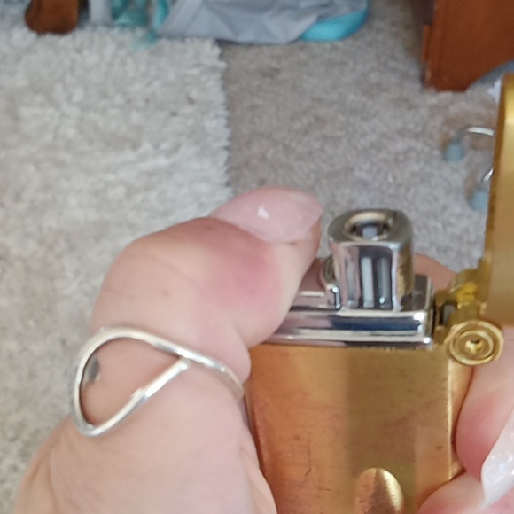 Zippo - Picture 7 of 8